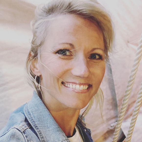 Meet your Posher, Anita - Picture 1 of 1